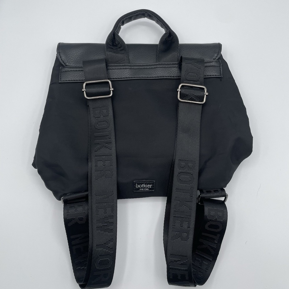 Botkier New York Black Nylon Backpack Branded Straps Bag Travel Classic Utility - Picture 3 of 7